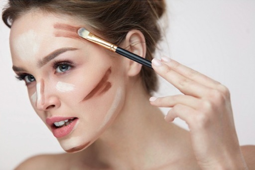 Glow Shine This Summer With Highlighting And Contouring Tips