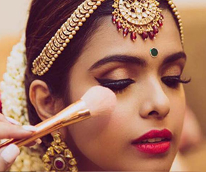 How to Select a Bridal Makeup Artist for Your Wedding Day