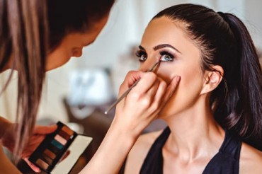 7 Reasons Why a Delhi Makeup Artist is Your Perfect Match