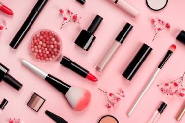 Silicone Makeup Secrets How To Achieve A Picture Perfect Look Silicone Makeup Secrets How To Achieve A Picture Perfect Look
