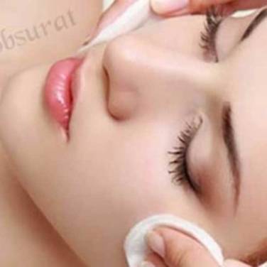 Dehydrating Facial in Malviya Nagar