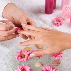 Spa Manicure in Narela