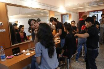 Khoobsurat Green Room