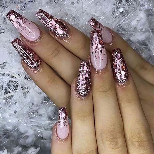 Amazon.com: Nail Practice Hand for Acrylic Nails, Flexible Nail Maniquin  Hand to Practice Nail Art, Movable Nail Training Hands for Beginners Nail  Skills Practicing with 200pcs Fake Nails Tips : Beauty &
