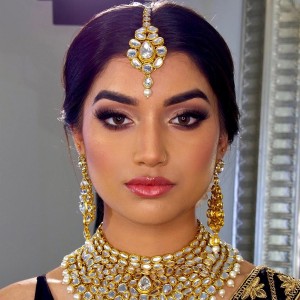 Freelance Makeup in Begum Pur