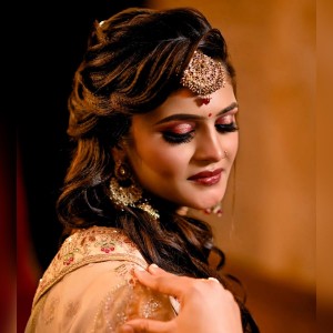 Freelance Makeup in India