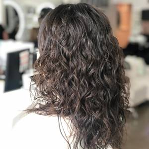 Hair Salon in Karol Bagh