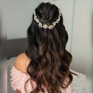 Hair Styling for Women in Sarita Vihar