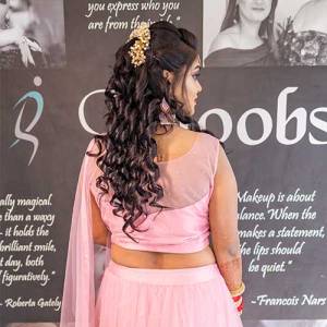 Hair Styling for Women in Saket