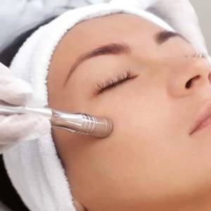 Microdermabrasion Treatment for Skin Resurfacing in Kalkaji