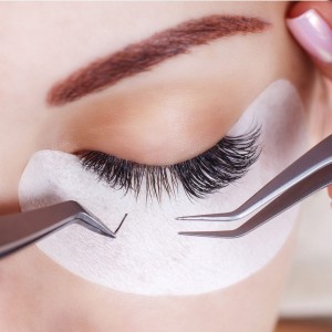 Permanent Eyelashes Extension in India