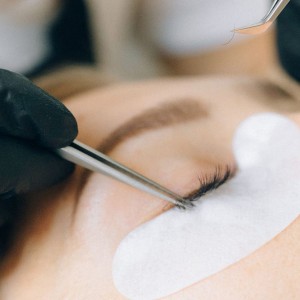 Permanent Eyelashes Extension in India