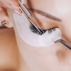 Permanent Eyelashes Extension in Delhi