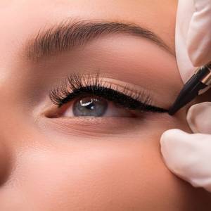 Permanent Makeup in Delhi