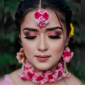 Professional Makeup in Mayur Vihar