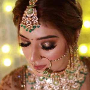 Shimmer Makeup in Sarita Vihar