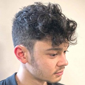 Stylish Haircuts for Men in Saket
