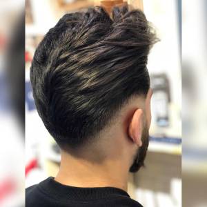 Stylish Haircuts for Men in Agra