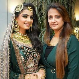 Top 10 Bridal Makeup Artists Pooja Goel in Karol Bagh